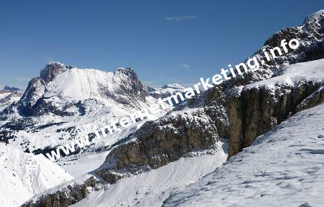 Plattkofel (2.954 m) in der Langkofelgruppe (Foto: Volker).