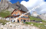 Rifugio Roda di Vael (2.283 m) nel Catinaccio (Foto: R. Jakubowski)