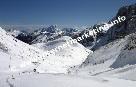 Richtung Passo Duron (2.204 m) in der Rosengartengruppe (Foto: Volker).