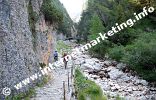 Prügelweg Nr. 1 in der Teufelschlucht im Schlerngebiet (Foto: R. Jakubowski).