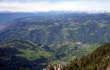 Ritten und Sarntaler Alpen in Südtirol vom Nigglberg aus gesehen (Foto: Volker).