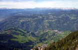 Alpi di Renòn e Alpi Sarentine viste dal Monte Nicola in Alto Adige (Foto: Volker)