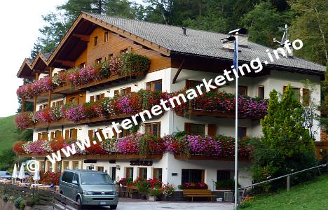 Hotel Schönwald in Welschnofen in Südtirol (Foto: Volker).